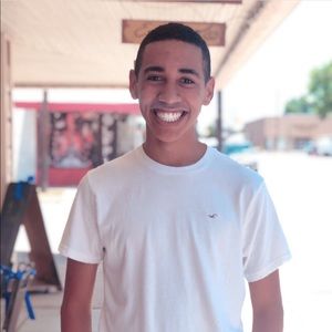 Meet your Posher, Cameron